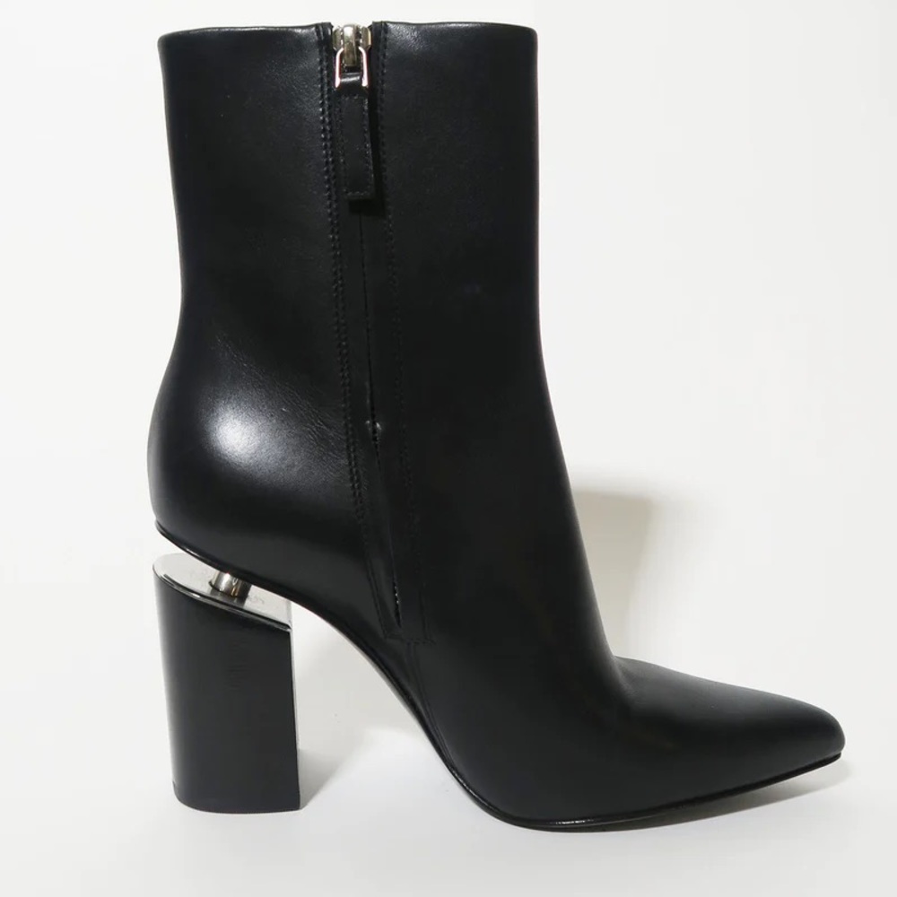 Alexander Wang 🔥 Kirby 🔥 Sculptural Black Leather Pointed-toe Booties 🙌